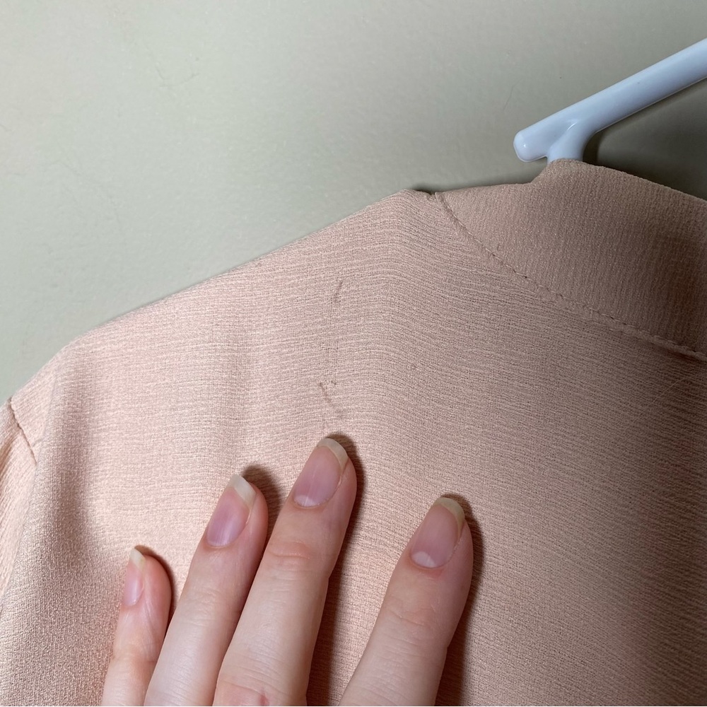 Chico’s Blush Light Pink Black Dotted Ruffle Long Sleeve Button Down Blouse - Picture 8 of 10